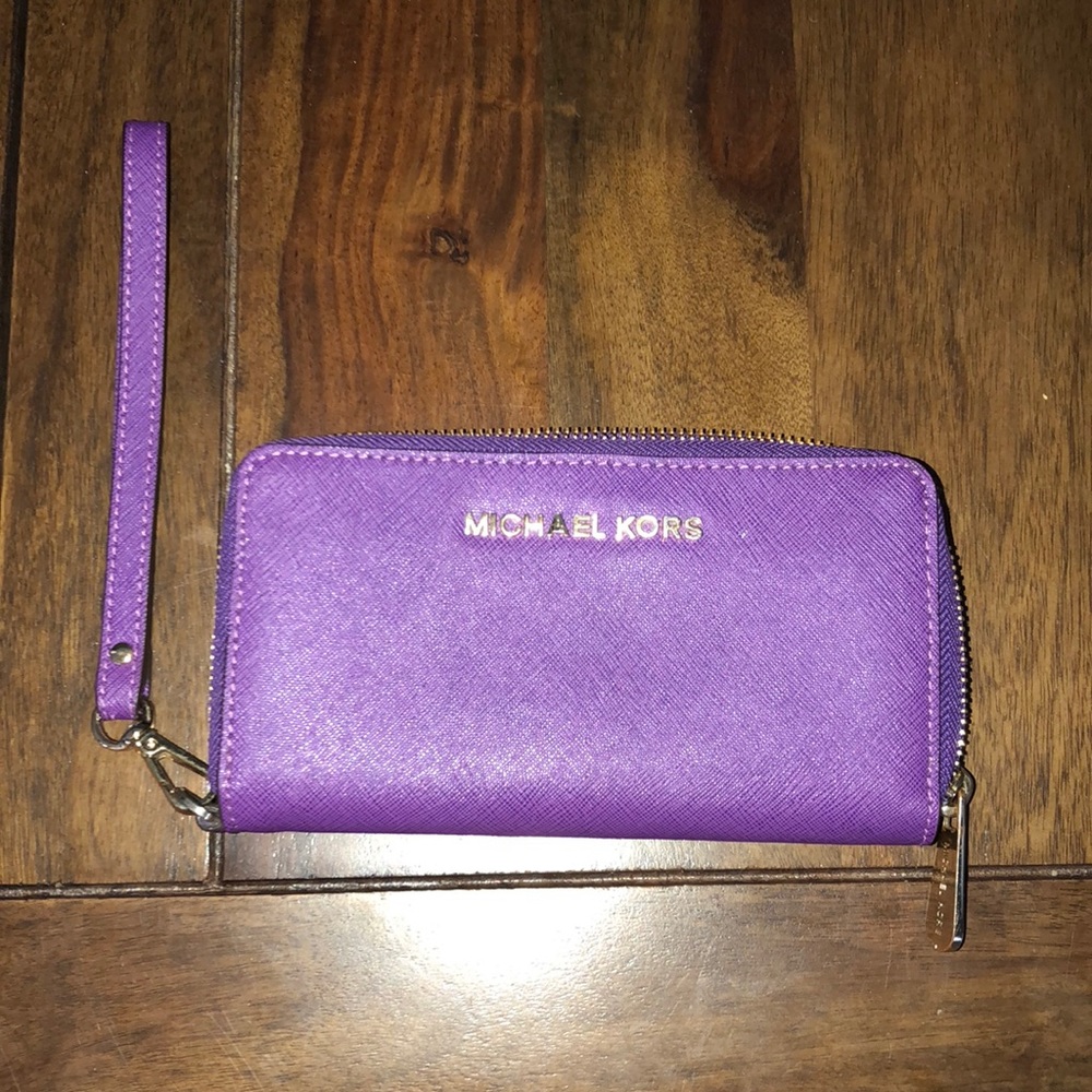 Micheal kors wallet